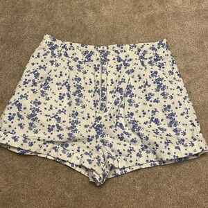 Women's shorts. White with blue flowers